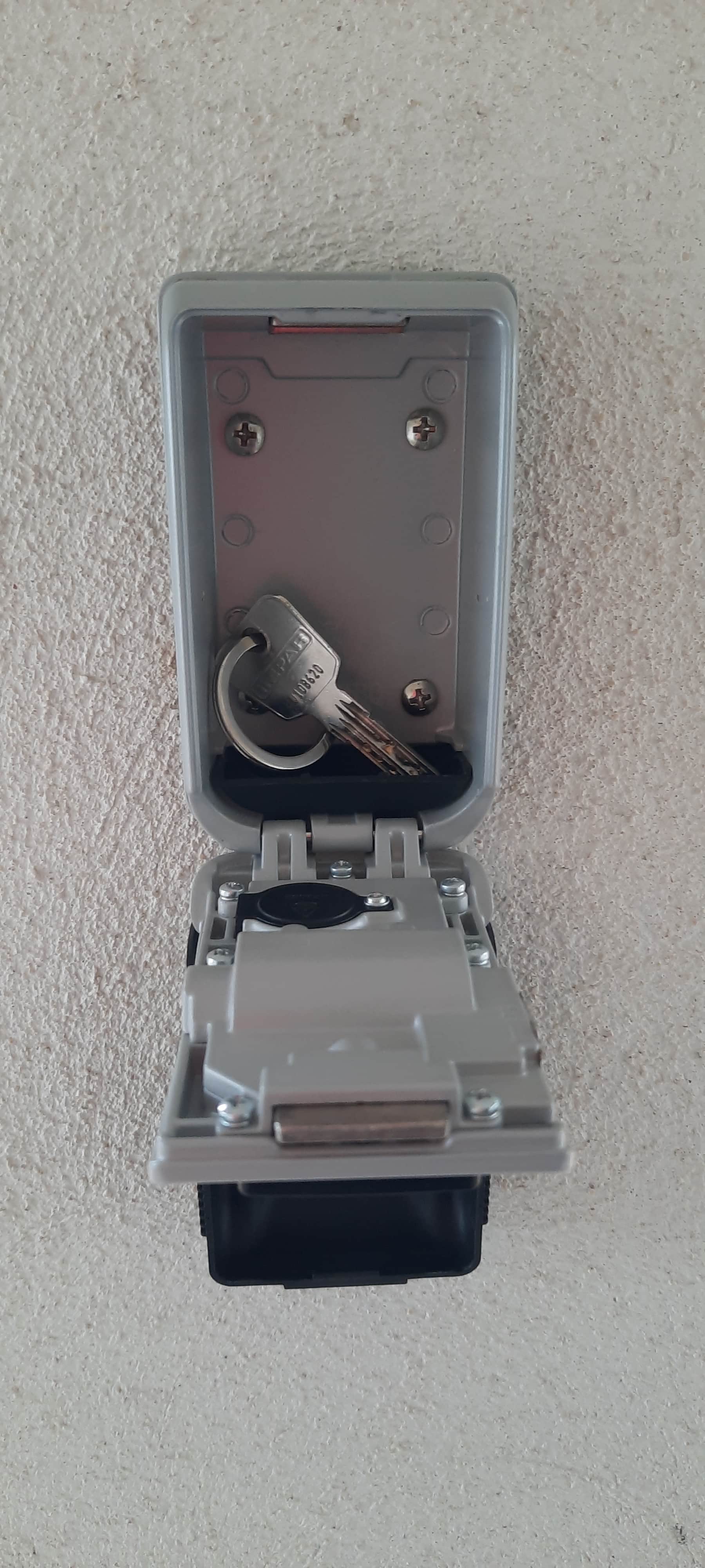 a732b750-33d8-4bce-af40-ca8518547dab